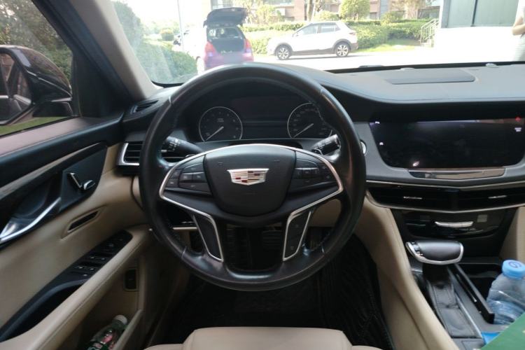 Used Cadillac CT6 2017 28T Fashion Edition Steering Wheel