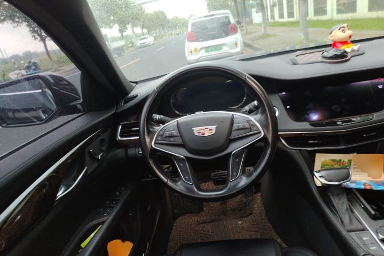Used Cadillac CT6 2017 28T Luxury Model Steering Wheel