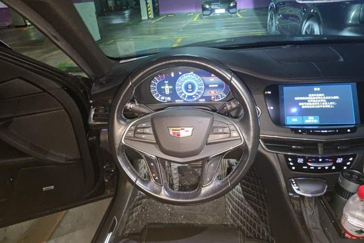 Used Cadillac CT6 2017 28T Luxury Model Steering Wheel