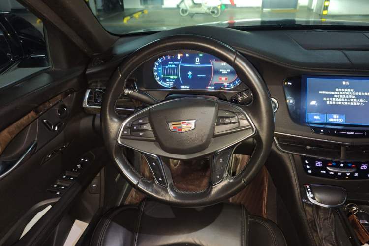 Used Cadillac CT6 2017 28T Luxury Model Steering Wheel