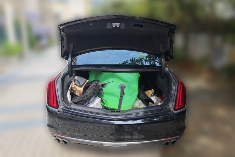 Used Cadillac CT6 2017 40T Luxury Model Trunk