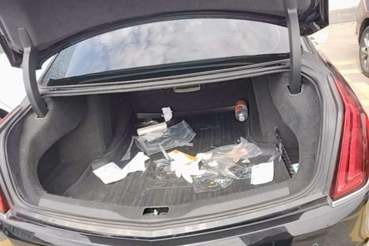 Used Cadillac CT6 2017 28T Fashion Edition Trunk