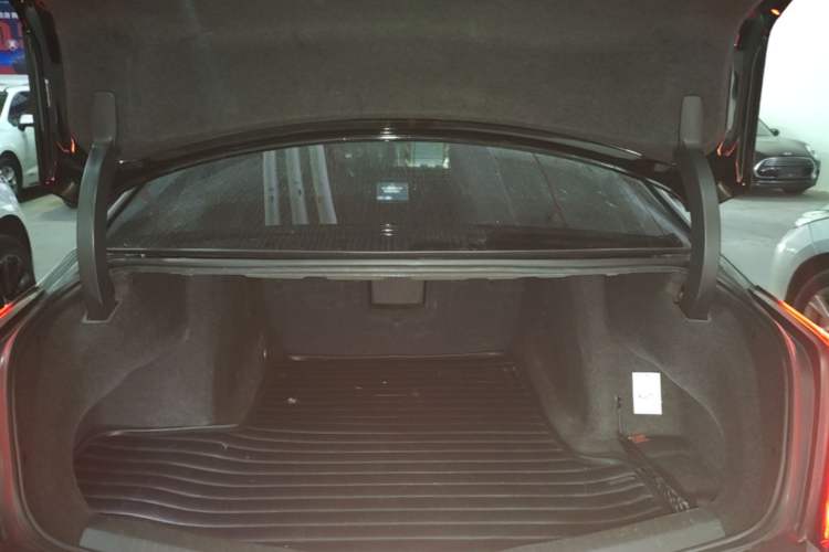 Used Cadillac CT6 2017 28T Luxury Model Trunk