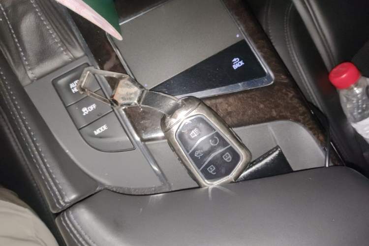 Used Cadillac CT6 2017 40T Platinum Edition Vehicle Key