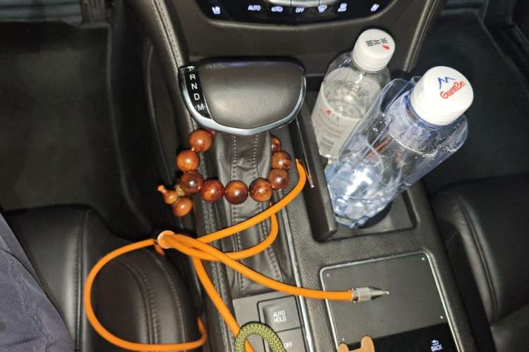 Used Cadillac CT6 2017 28T Luxury Model Gear Lever