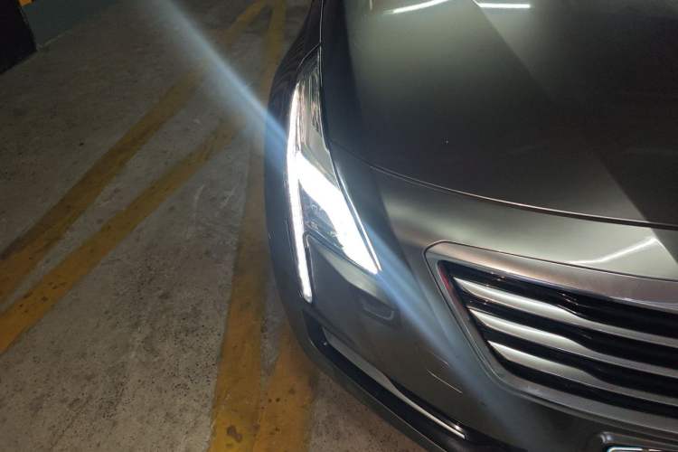 Used Cadillac CT6 2017 28T Luxury Model Right Front Headlight