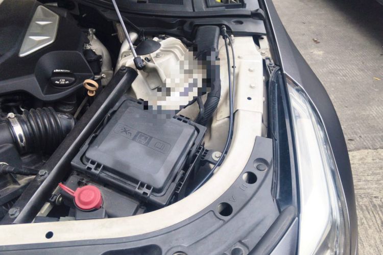 Used Cadillac CT6 2017 40T Leading Model Engine Bay Left