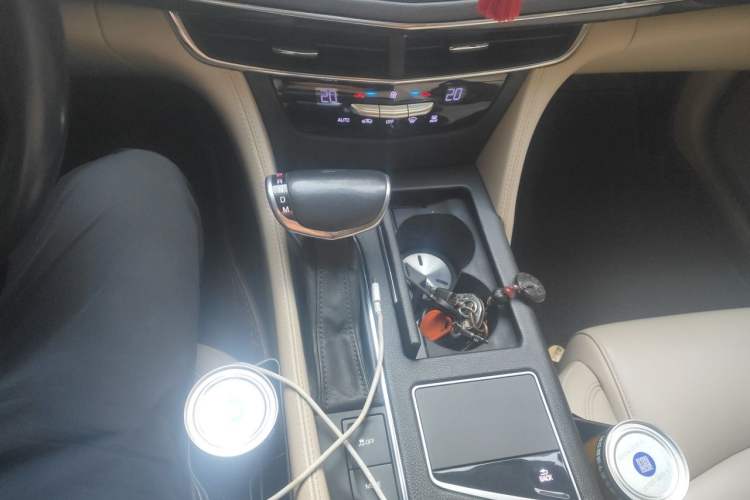 Used Cadillac CT6 2017 28T Fashion Edition Gear Lever