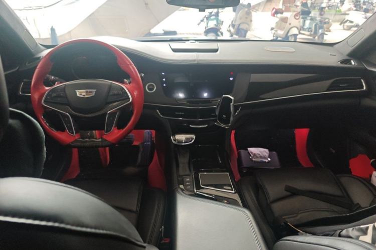 Used Cadillac CT6 2017 28T Platinum Edition Center Console