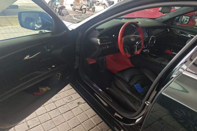 Used Cadillac CT6 2017 28T Platinum Edition Driver Seat