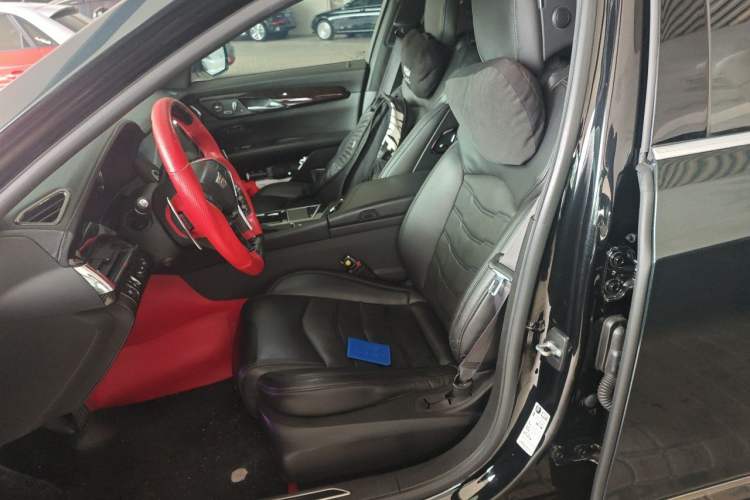 Used Cadillac CT6 2017 28T Platinum Edition Left Front Seat