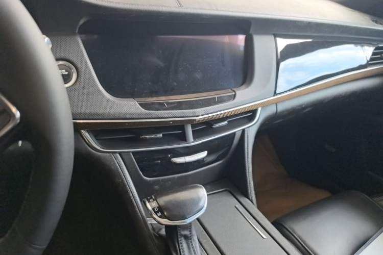 Used Cadillac CT6 2017 40T Luxury Model Audio And AC Panel