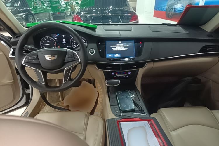 Used Cadillac CT6 2017 28T Fashion Edition Center Console