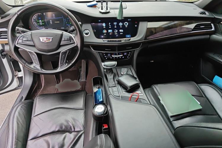Used Cadillac CT6 2017 28T Luxury Model Center Console