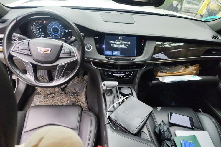 Used Cadillac CT6 2017 28T Platinum Edition Center Console