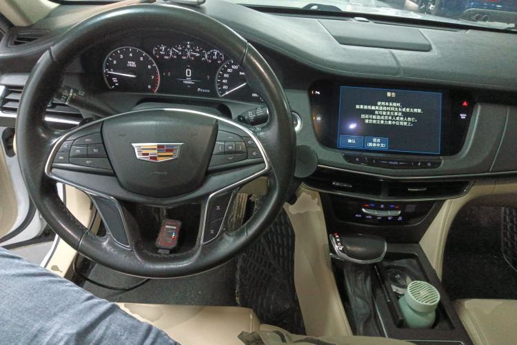 Used Cadillac CT6 2017 28T Fashion Edition Center Console