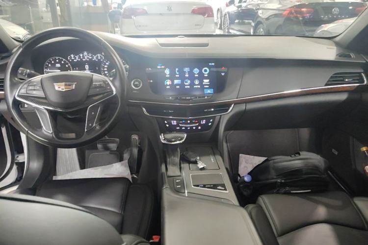 Used Cadillac CT6 2017 28T Elite Model Center Console