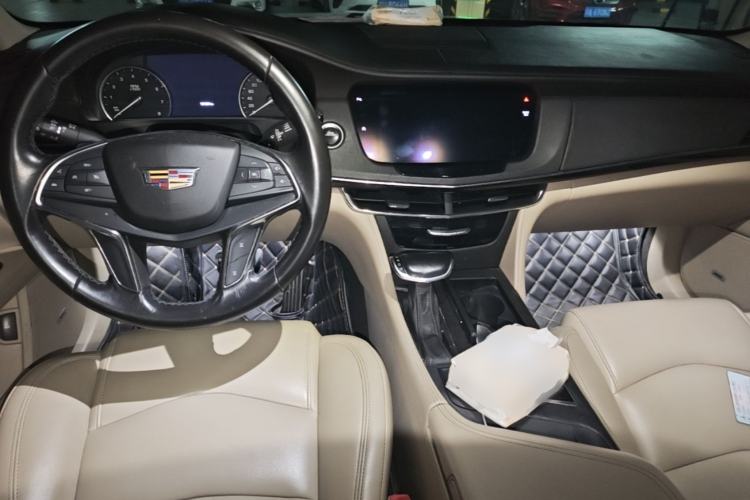 Used Cadillac CT6 2017 28T Fashion Edition Center Console
