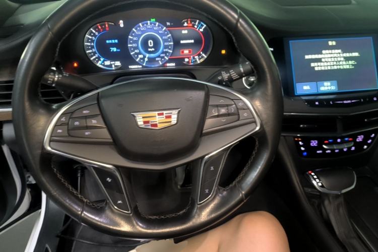 Used Cadillac CT6 2017 28T Luxury Model Center Console