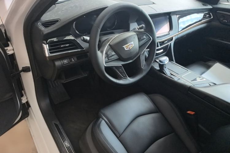 Used Cadillac CT6 2017 40T Luxury Model Center Console