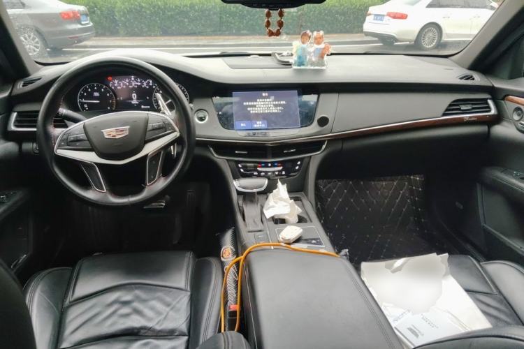 Used Cadillac CT6 2017 28T Elite Model Center Console