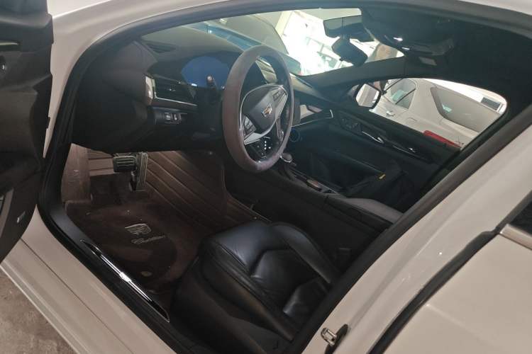 Used Cadillac CT6 2017 28T Luxury Model Driver Seat