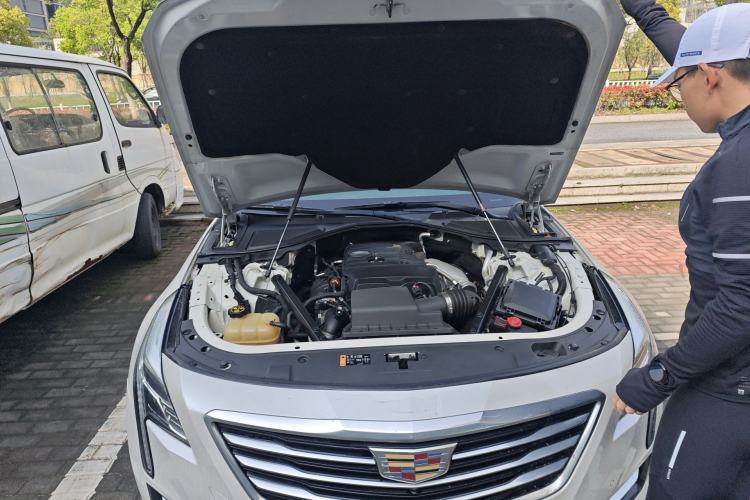 Used Cadillac CT6 2017 28T Luxury Model Engine Bay