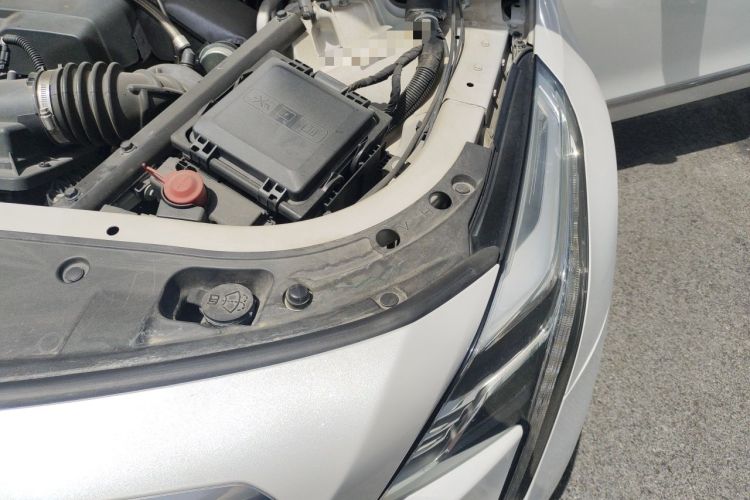 Used Cadillac CT6 2017 28T Platinum Edition Engine Bay Left