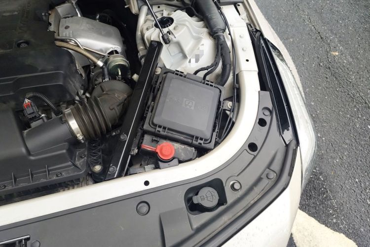 Used Cadillac CT6 2017 28T Platinum Edition Engine Bay Left