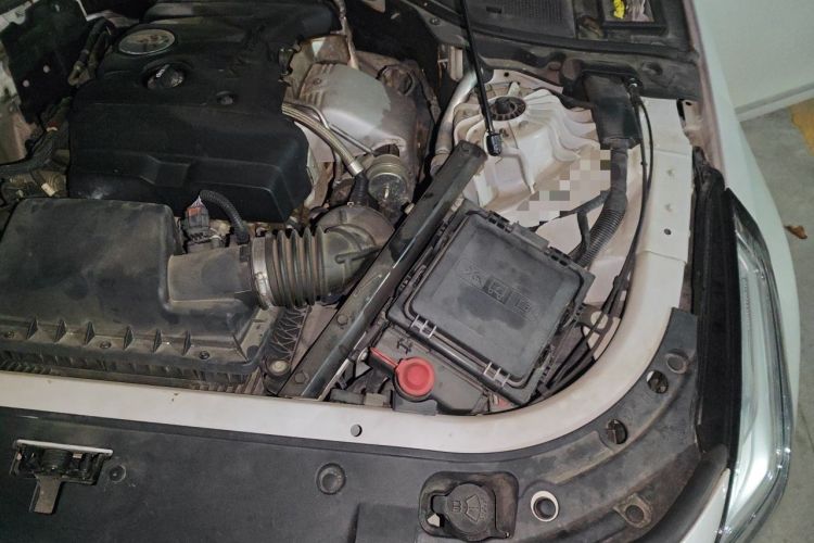 Used Cadillac CT6 2017 28T Fashion Edition Engine Bay Left