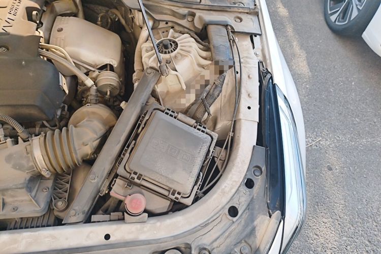 Used Cadillac CT6 2017 28T Elite Model Engine Bay Left
