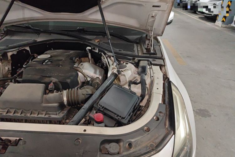 Used Cadillac CT6 2017 28T Platinum Edition Engine Bay Left