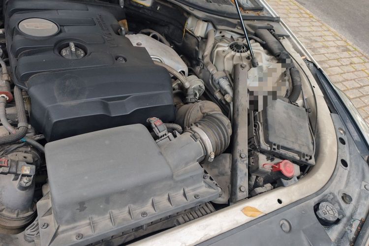 Used Cadillac CT6 2017 28T Elite Model Engine Bay Left