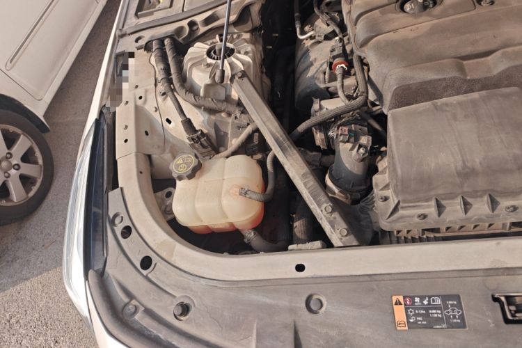Used Cadillac CT6 2017 28T Fashion Edition Engine Bay Right