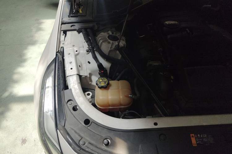Used Cadillac CT6 2017 28T Luxury Model Engine Bay Right