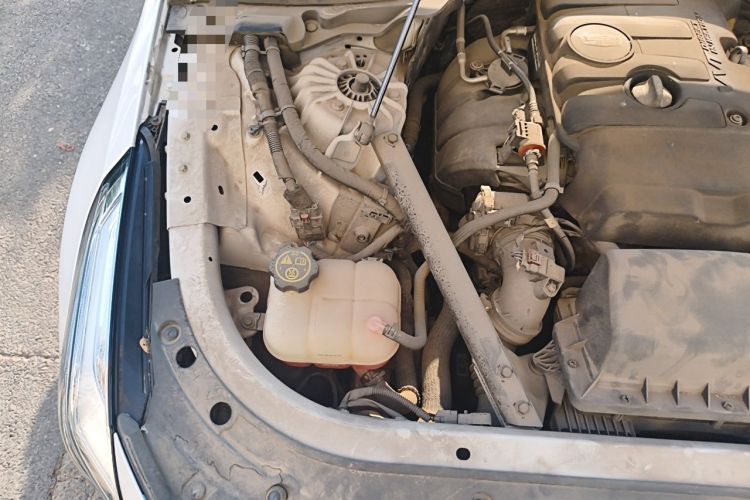 Used Cadillac CT6 2017 28T Elite Model Engine Bay Right