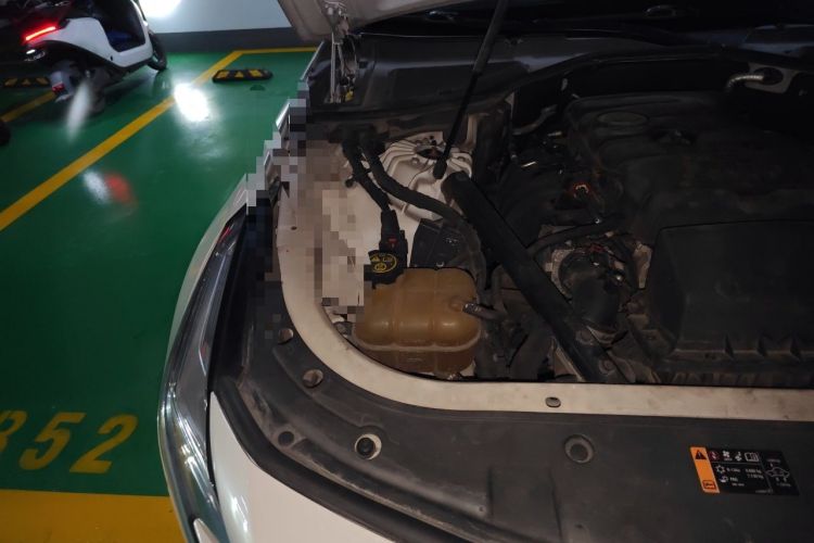 Used Cadillac CT6 2017 28T Fashion Edition Engine Bay Right