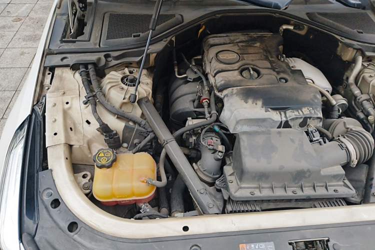 Used Cadillac CT6 2017 28T Fashion Edition Engine Bay Right