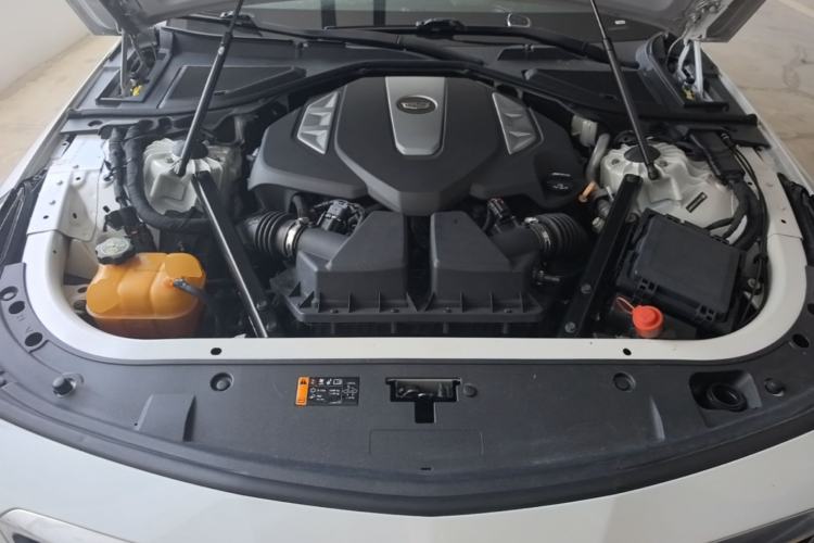 Used Cadillac CT6 2017 40T Luxury Model Engine Bay