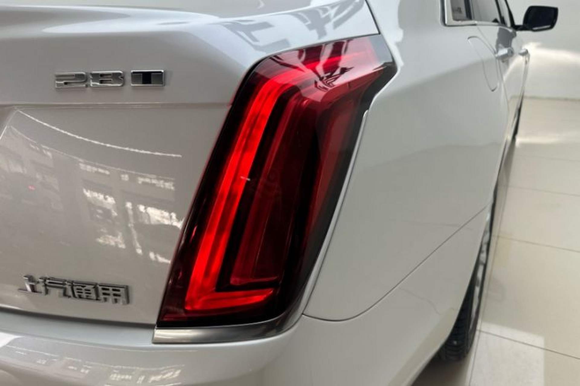Used Cadillac CT6 2017 28T Fashion Edition Exterior 8