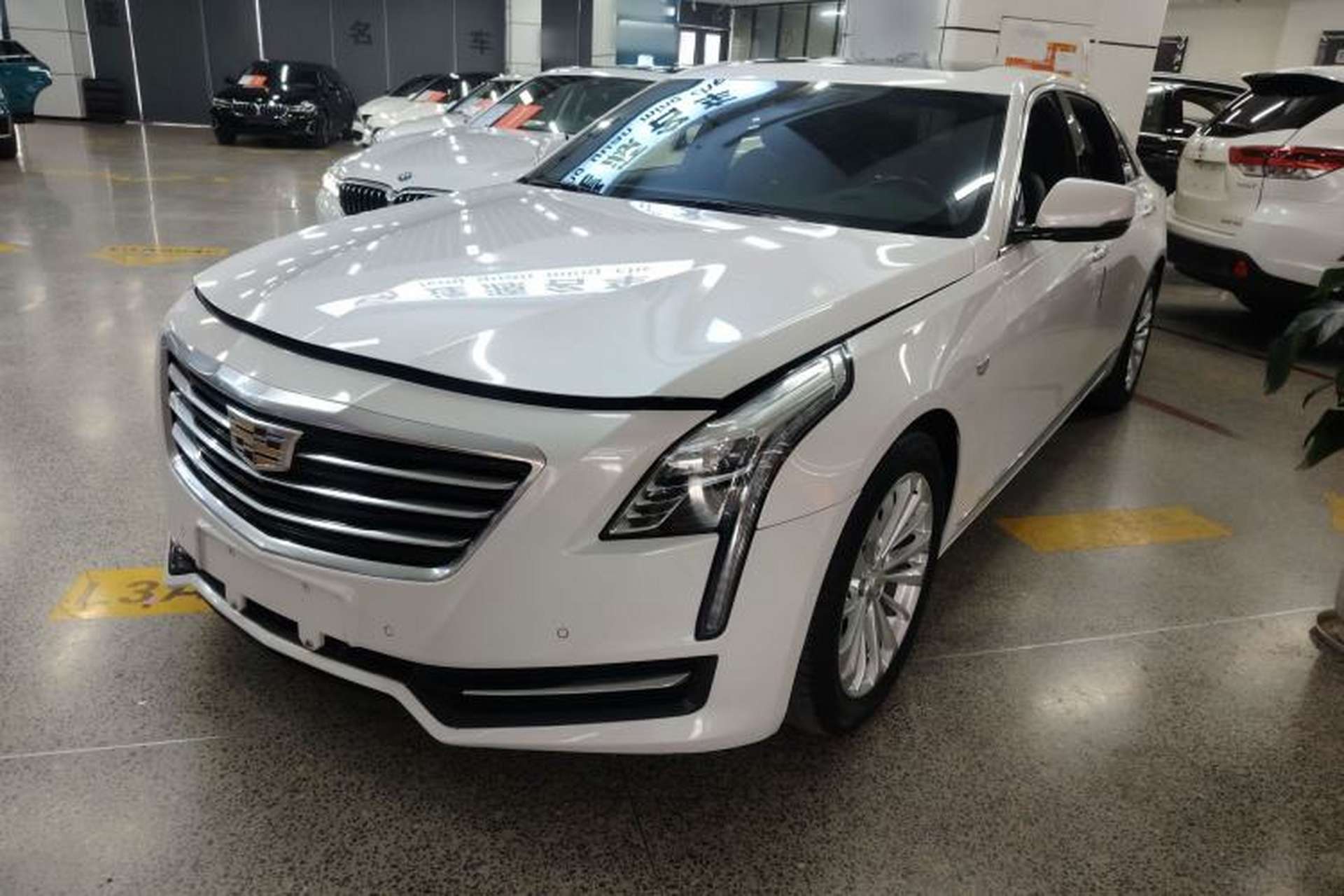 Used Cadillac CT6 2017 28T Luxury Model Front Left 45 Deg