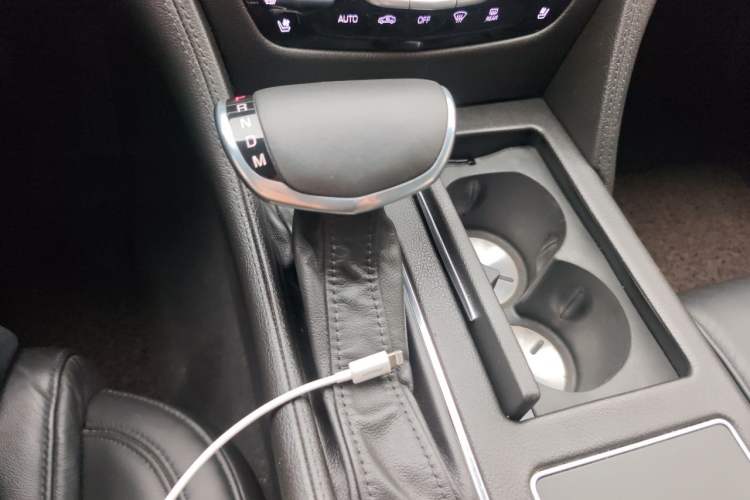 Used Cadillac CT6 2017 28T Luxury Model Gear Lever