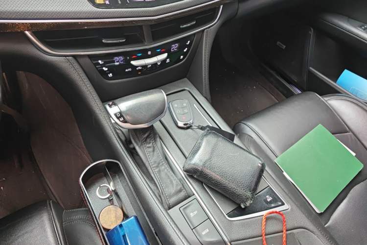 Used Cadillac CT6 2017 28T Luxury Model Gear Lever