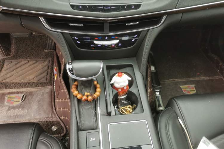 Used Cadillac CT6 2017 28T Elite Model Gear Lever