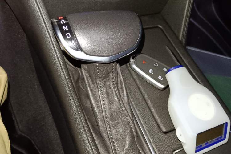 Used Cadillac CT6 2017 28T Luxury Model Gear Lever