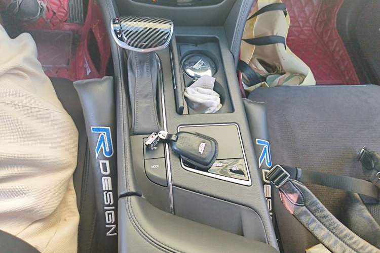 Used Cadillac CT6 2017 28T Elite Model Gear Lever