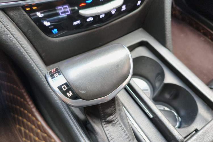 Used Cadillac CT6 2017 28T Luxury Model Gear Lever