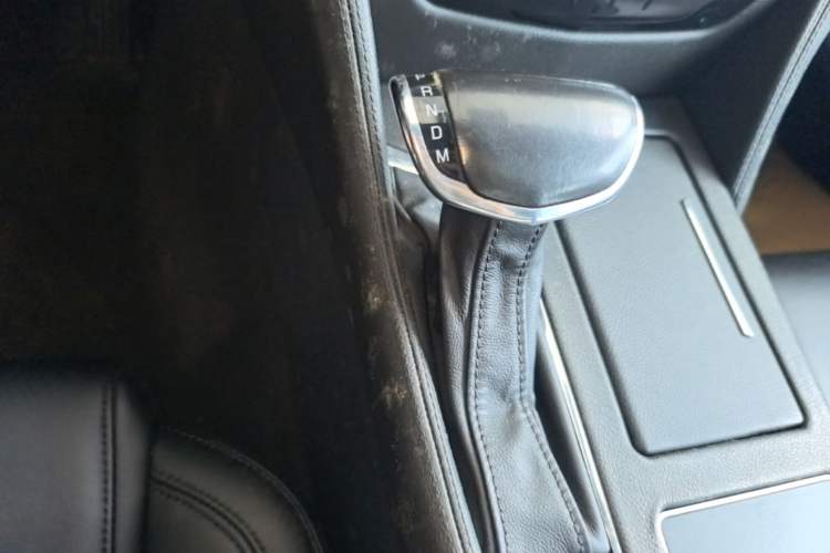 Used Cadillac CT6 2017 40T Luxury Model Gear Lever
