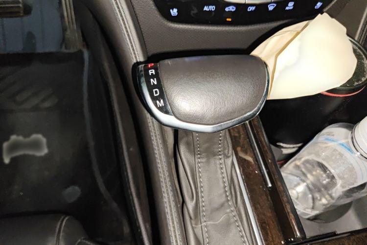 Used Cadillac CT6 2017 28T Platinum Edition Gear Lever