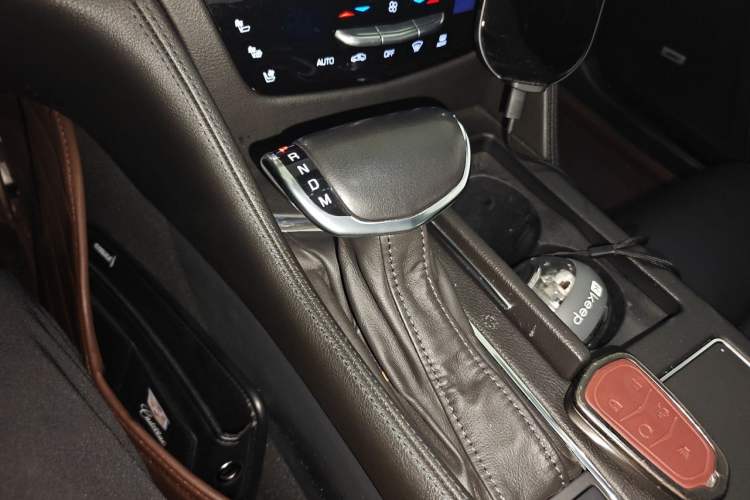Used Cadillac CT6 2017 28T Luxury Model Gear Lever